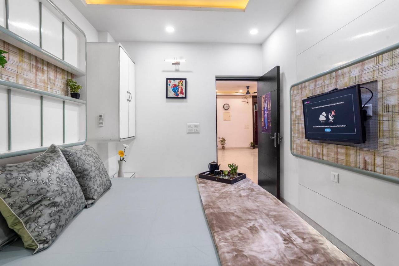 Homlee-Villa Luxury-2Bhk-Anand Vihar-Ramprastha Ghaziabad Exterior photo