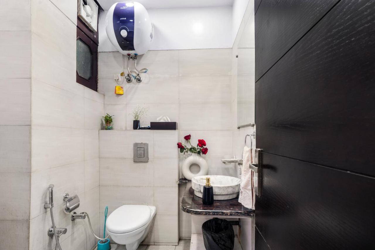 Homlee-Villa Luxury-2Bhk-Anand Vihar-Ramprastha Ghaziabad Exterior photo